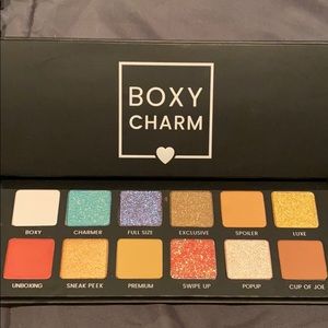Boxy charm hello charm shimmer pressed eyeshadow